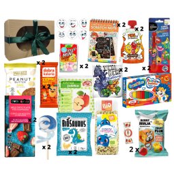 Duży zestaw prezentowy dla dzieci zdrowe słodycze i przekąski bez cukru plus wydrapywanka, naklejki, plastelina i drewniana gra